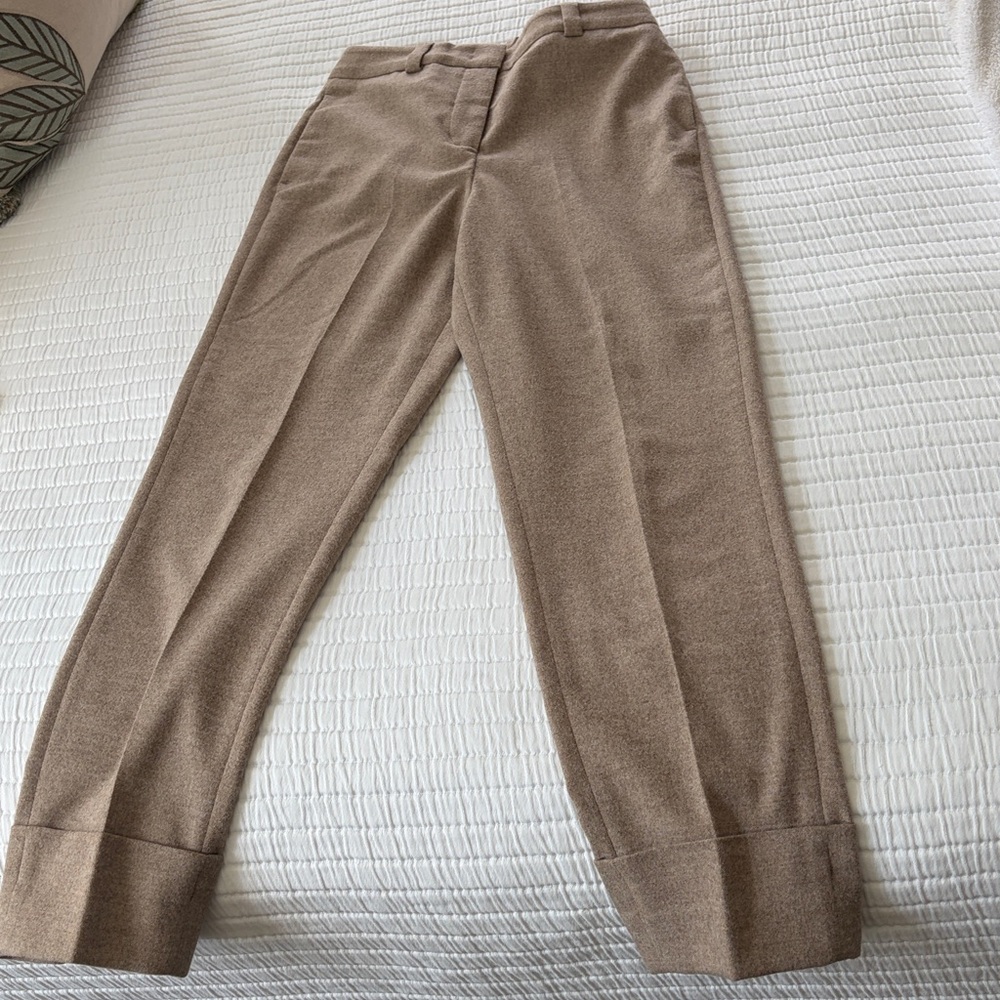 Peserico Taupe Tailored Trousers, size 40/ 2-4US - Picture 2 of 7